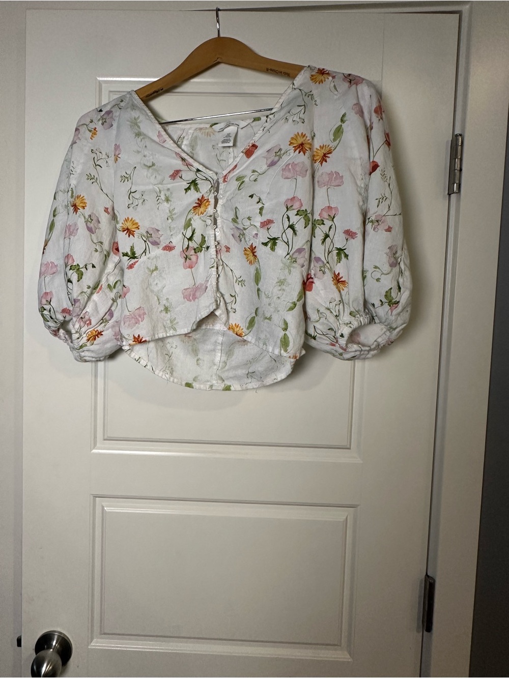 H&M White Floral Puff-Sleeve Cropped Blouse